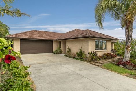 Photo of property in 19 Haden Place, Omokoroa, 3114