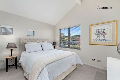 Photo of property in 166 Beacon Point Road, Wanaka, 9305