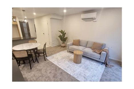 Photo of property in 3/23 Tudor Road, Henderson, Auckland, 0610