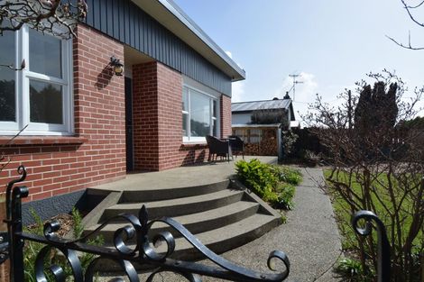 Photo of property in 19 Severn Street, Clifton, Invercargill, 9812