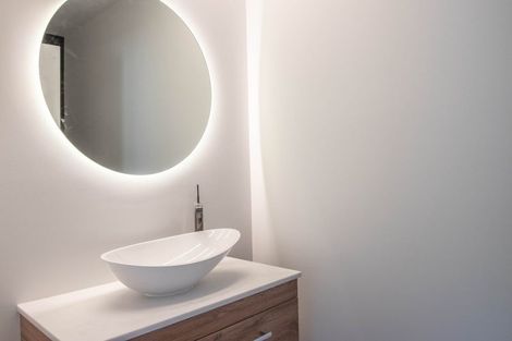 Photo of property in 13 Akitu Rise, Wanaka, 9305