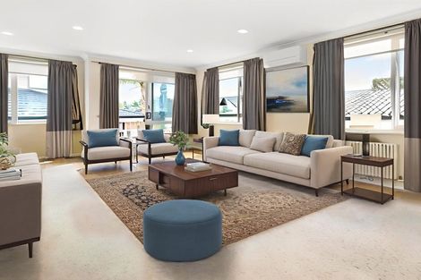 Photo of property in 11 Logan Place, Waiuku, 2123