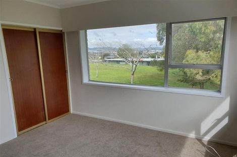 Photo of property in 86 Gossamer Drive, Pakuranga Heights, Auckland, 2010
