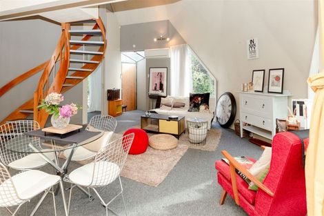 Photo of property in 2/280 Memorial Avenue, Burnside, Christchurch, 8053