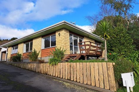 Photo of property in 3/77 Kairimu Street, Stokes Valley, Lower Hutt, 5019