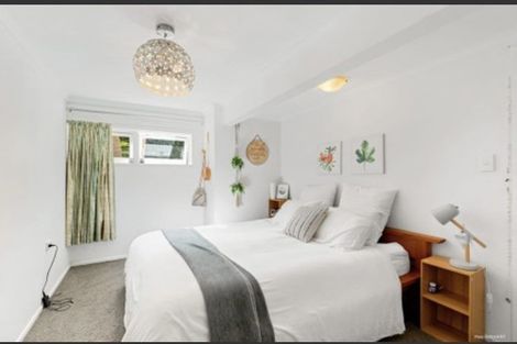 Photo of property in 158 Carlisle Road, Northcross, Auckland, 0632