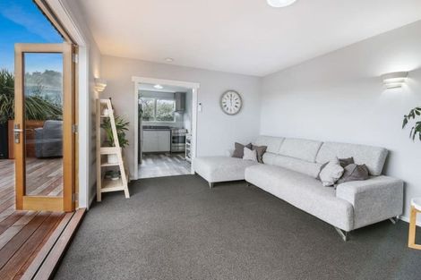 Photo of property in 1/6 Jade Place, Parklands, Christchurch, 8083