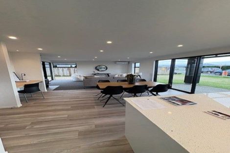 Photo of property in 2 Dynes Road, Rolleston, 7615