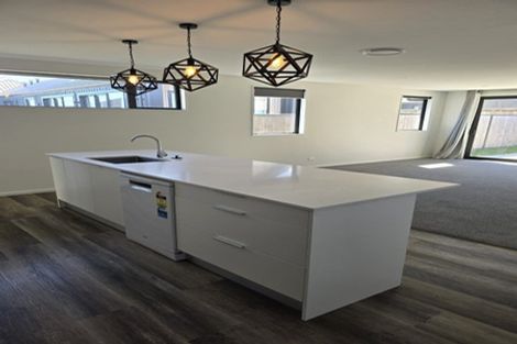 Photo of property in 3 Bale Road, Jacks Point, 9371