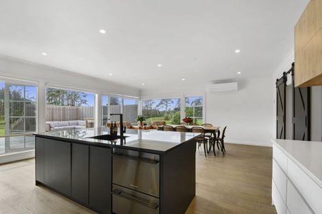 Photo of property in 123 Hunter Road, Taupaki, 0782