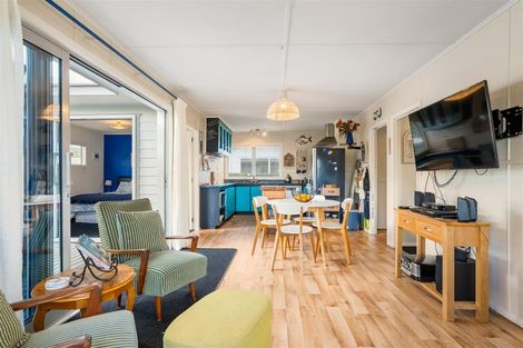 Photo of property in 108a Riverview Road, Whangamata, 3620