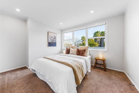 Photo of property in 18 Outlook Road, Greenhithe, Auckland, 0632