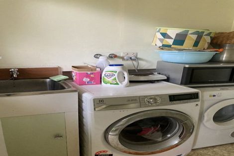 Photo of property in 21 Hooker Avenue, Chedworth, Hamilton, 3210