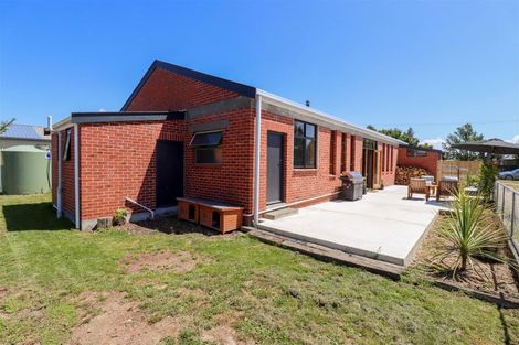 Photo of property in 3 Bristol Street, Pareora, 7912