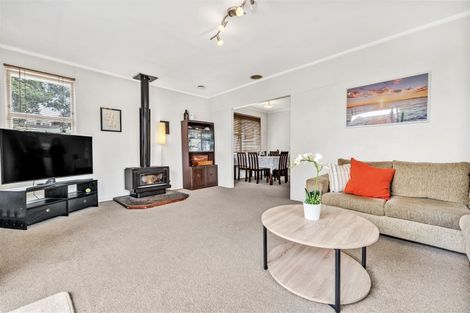 Photo of property in 40 Opal Avenue, Pakuranga, Auckland, 2010