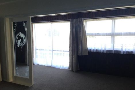 Photo of property in 8 The Esplanade, Westshore, Napier, 4110