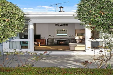 Photo of property in 35 Deepdale Street, Burnside, Christchurch, 8053