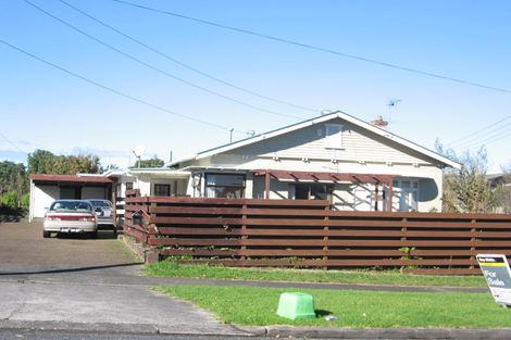 Photo of property in 2/15 James Road, Manurewa, Auckland, 2102