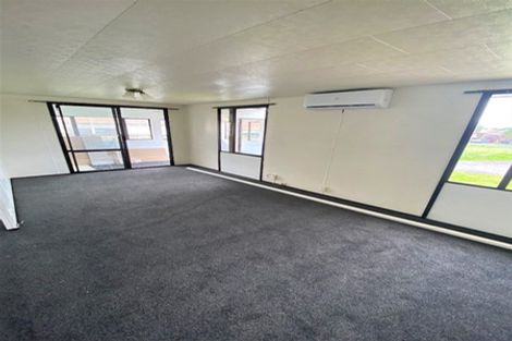 Photo of property in 9/30 Gifford Road, Papatoetoe, Auckland, 2025