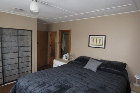 Photo of property in 137 Brougham Street, Westport, 7825