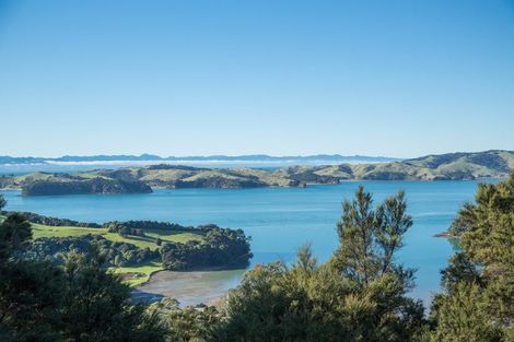 Photo of property in 13 Anzac Road, Waiheke Island, 1971