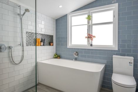 Photo of property in 153 Wellington Road, Paekakariki, 5034