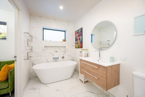 Photo of property in 9 Barclay Place, Wanaka, 9305