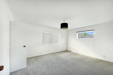 Photo of property in 1/12 Brookfield Road, Te Atatu Peninsula, Auckland, 0610