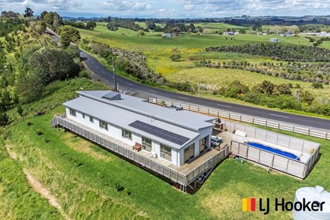Photo of property in 160 Cameron Town Road, Pukekohe, 2678