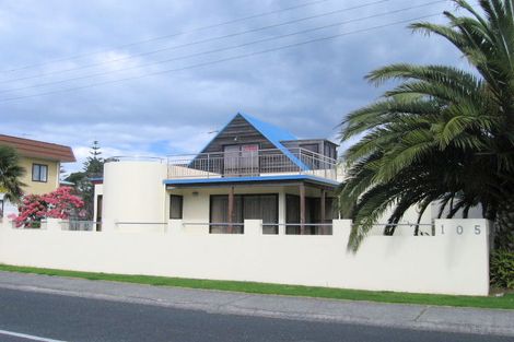 Photo of property in 105 Beach Road, Whangamata, 3620