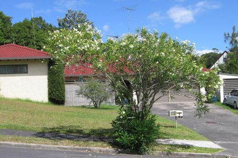 Photo of property in 2 Dianthus Place, Browns Bay, Auckland, 0630