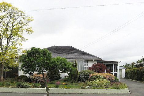 Photo of property in 36 Springbank Street, Bryndwr, Christchurch, 8053