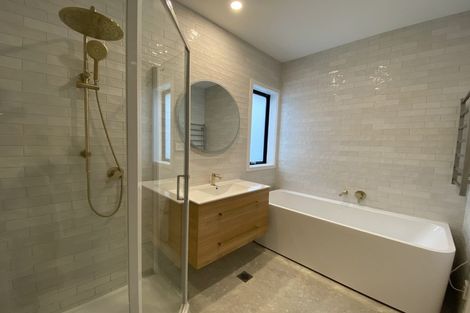 Photo of property in 52 Tiketike Way, Brooklyn, Wellington, 6021