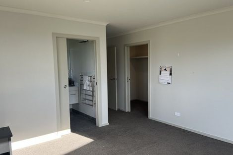 Photo of property in 38 Silicon Way, Fitzherbert, Palmerston North, 4410