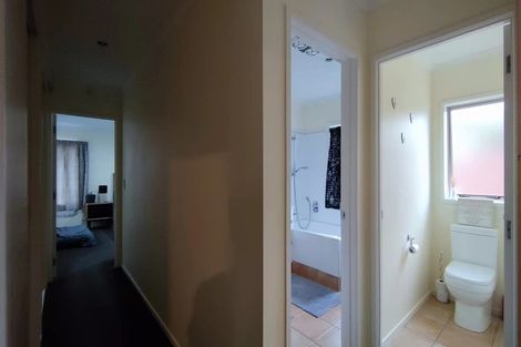 Photo of property in 3 Lantern Court, Henderson, Auckland, 0612