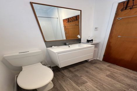 Photo of property in 22 Darlington Road, Miramar, Wellington, 6022