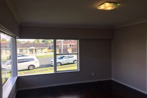 Photo of property in 1/10 Hororata Road, Hauraki, Auckland, 0622