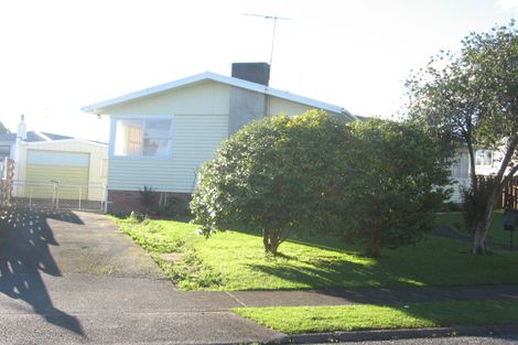 Photo of property in 10 Ainsdale Place, Manurewa, Auckland, 2102