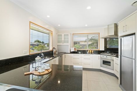 Photo of property in 24 Broadhaven Avenue, Parklands, Christchurch, 8083