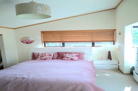 Photo of property in 2/45 Rawene Road, Birkenhead, Auckland, 0626