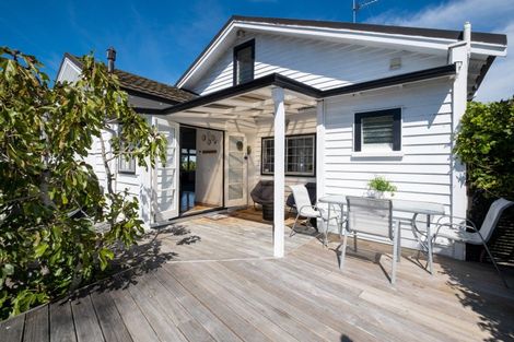 Photo of property in 23 Jull Street, Napier South, Napier, 4110