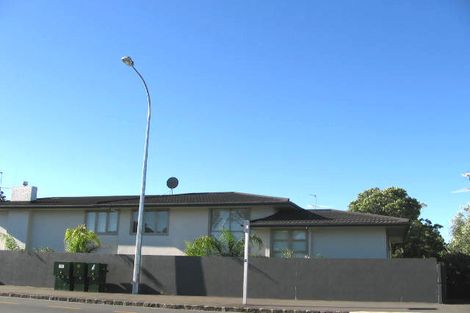 Photo of property in 1a Muritai Road, Milford, Auckland, 0620
