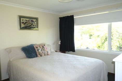 Photo of property in 10 Kew Place, Richmond Heights, Taupo, 3330