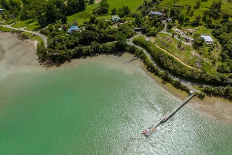 Photo of property in 5732 Kenepuru Road, Waitaria Bay, Picton, 7282