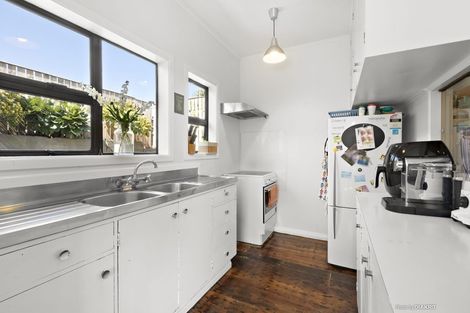 Photo of property in 23 Lonsdale Crescent, Rongotai, Wellington, 6022