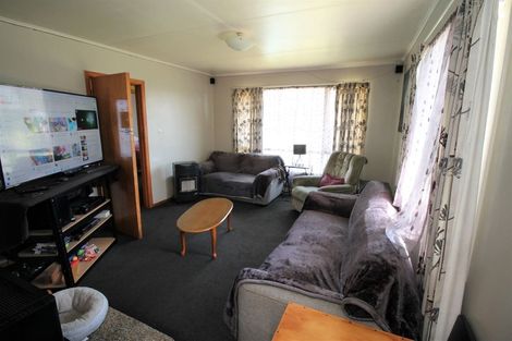 Photo of property in 15 Puriri Place, Tokoroa, 3420