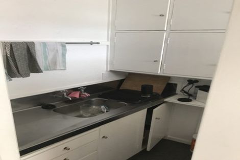 Photo of property in 16/4 Claremont Grove, Mount Victoria, Wellington, 6011