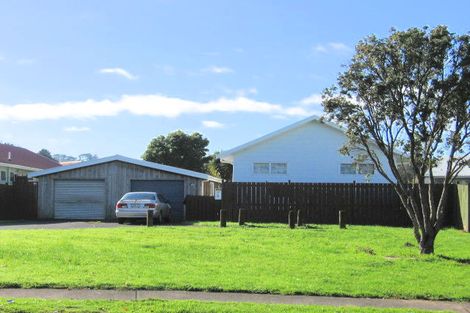 Photo of property in 19 Keri Anne Place, Goodwood Heights, Auckland, 2105