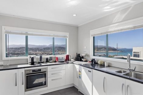 Photo of property in 42 Lerwick Terrace, Melrose, Wellington, 6023