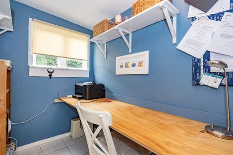 Photo of property in 42 Guthrie Road, Havelock North, 4130